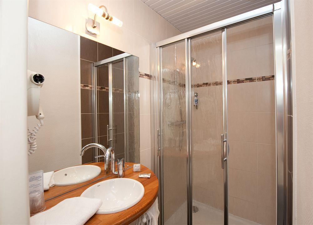 Hotel Escale Oceania โลริอ็อง ภายนอก รูปภาพ