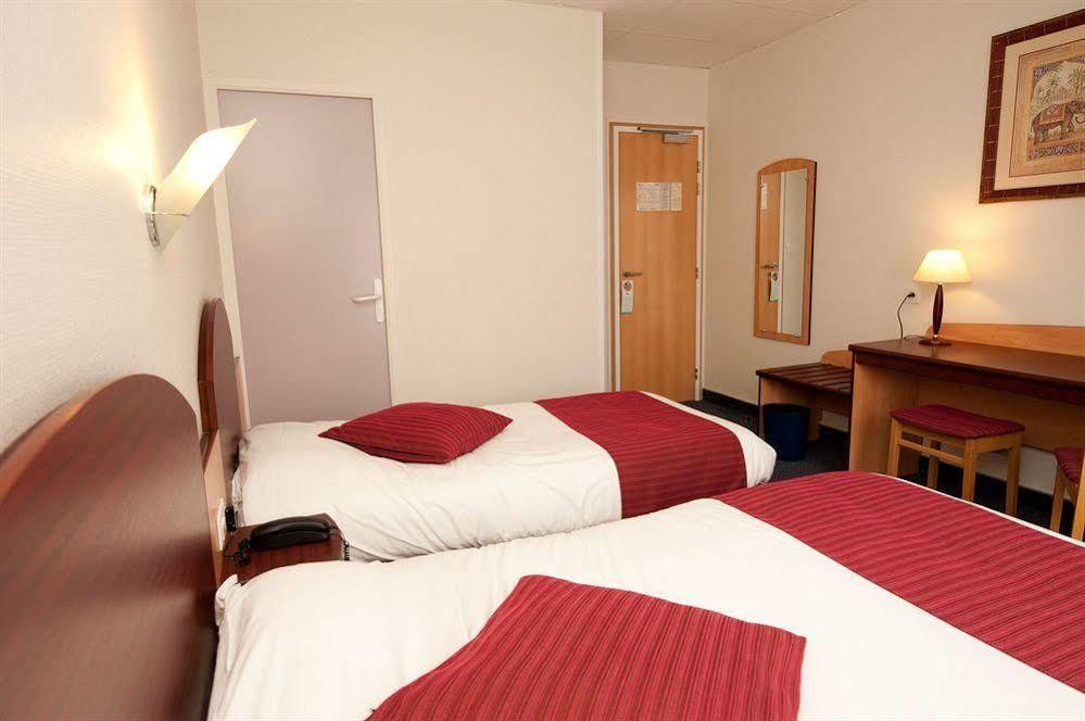 Hotel Escale Oceania โลริอ็อง ภายนอก รูปภาพ